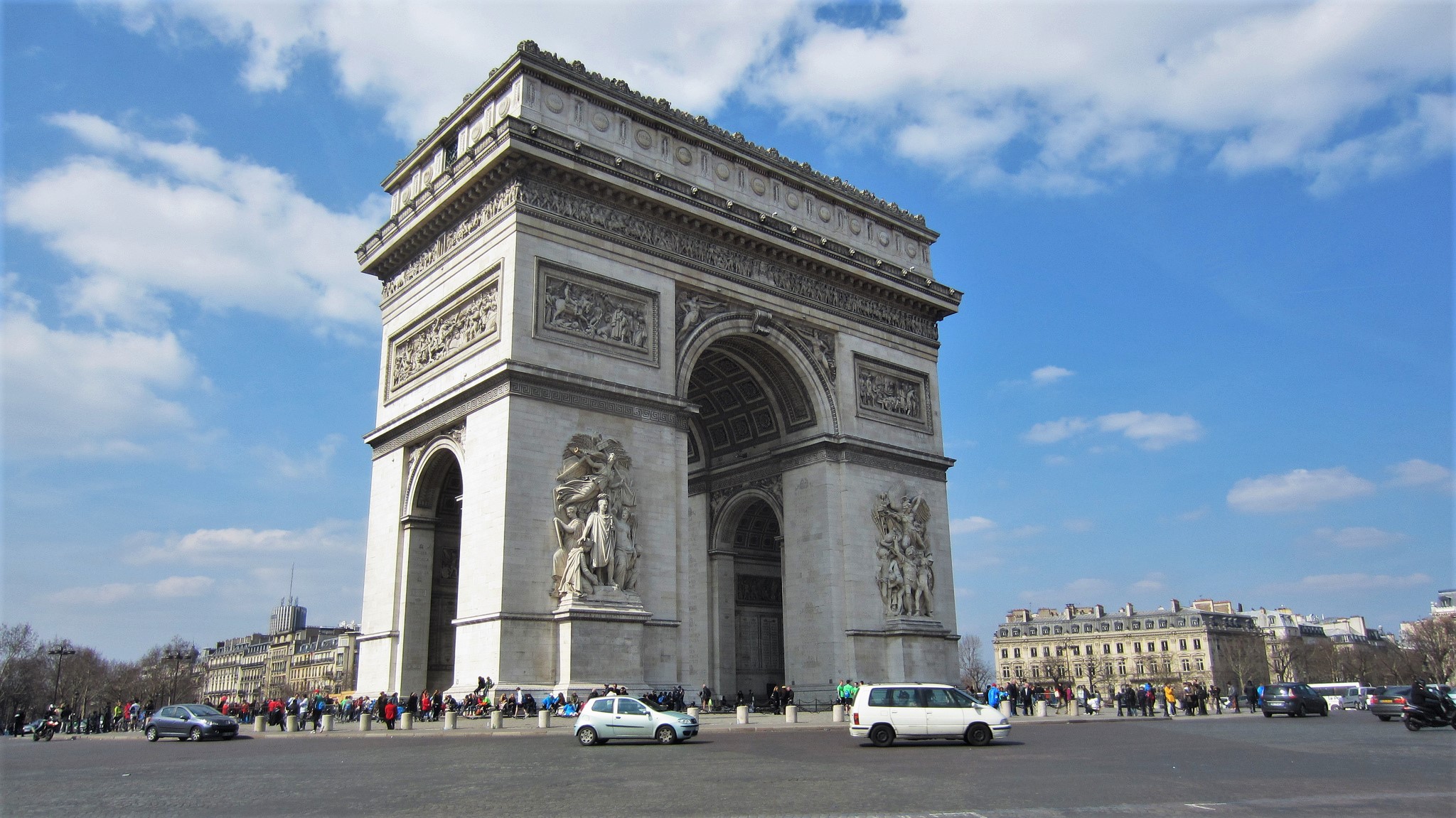 Paris Sightseeing & Tours